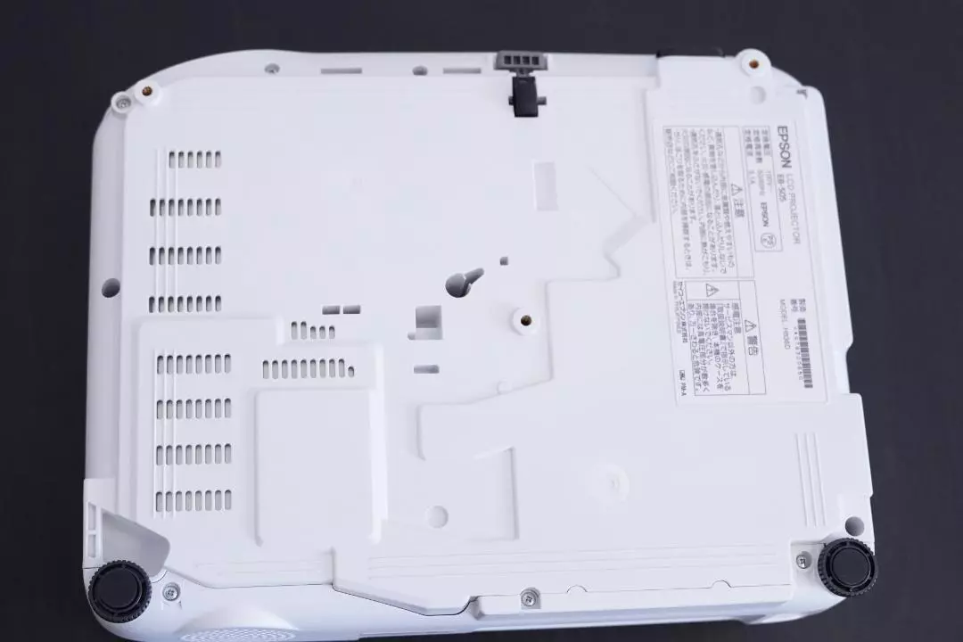 Epson EB-S05 SVGA 3300 Lumens Projector (Renewed) - الصورة 4